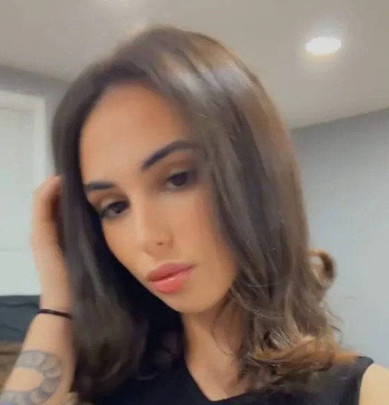 Chanel, professional Cape Cod stripper